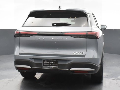 New 2026 INFINITI QX60 Luxe w/ Family Package image 31