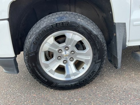 Used 2018 Chevrolet Silverado 1500 LT w/ All Star Edition image 30