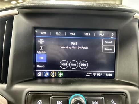 Used 2024 GMC Terrain SLE image 12