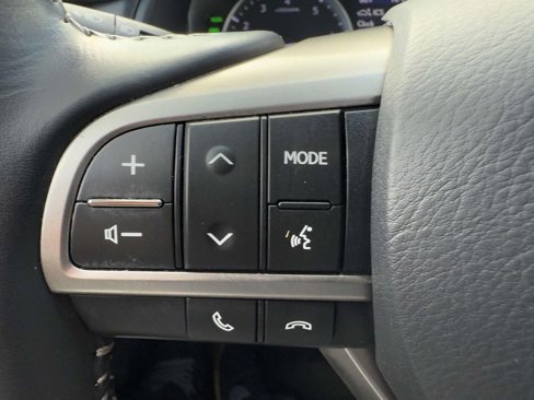 Used 2018 Lexus RX 350L w/ Premium Package image 23