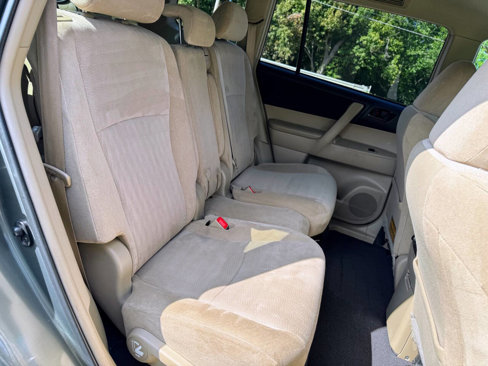 Used 2013 Toyota Highlander Plus image 33