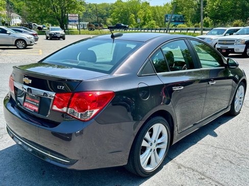 Used 2015 Chevrolet Cruze LTZ w/ Sun, Sound and Sport Package image 8