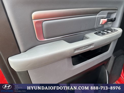 Used 2019 RAM 1500 Classic Warlock w/ Trailer & Traction Group image 7