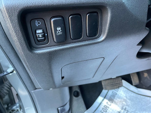 Used 2013 Mitsubishi Outlander Sport SE image 16