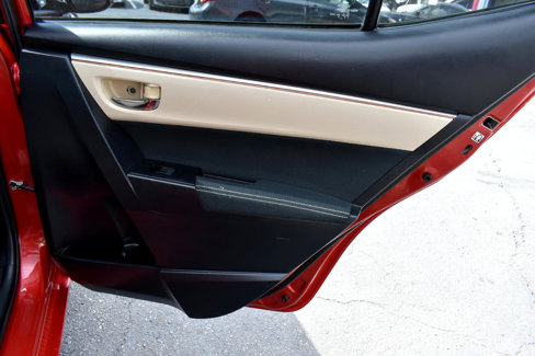 Used 2015 Toyota Corolla LE image 35