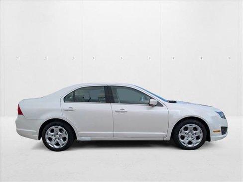 Used 2011 Ford Fusion SE w/ 202A Rapid Spec Order Code image 4