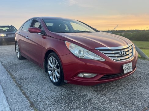 Used 2013 Hyundai Sonata SE w/ Navigation & Sunroof Pkg image 4