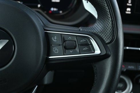 Used 2024 Dodge Hornet R/T w/ Track Pack image 36