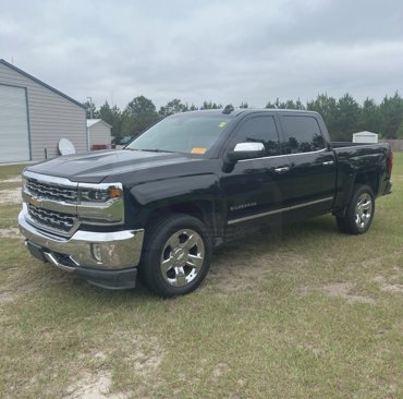Used 2016 Chevrolet Silverado 1500 LTZ w/ LTZ Plus Package image 4