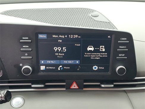 Used 2023 Hyundai Elantra SEL w/ Cargo Package image 16