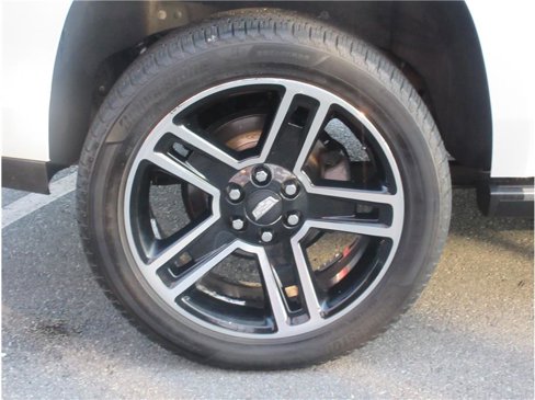 Used 2017 Cadillac Escalade Platinum image 37
