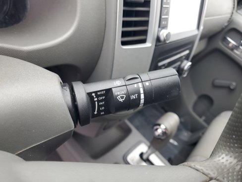 Used 2019 Nissan Frontier S image 22