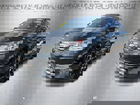 Used 2016 Honda Accord LX image 2