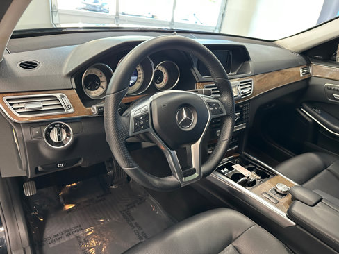 Used 2014 Mercedes-Benz E 350 Sedan image 19