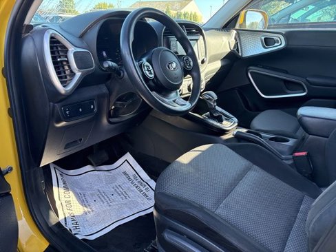 Used 2020 Kia Soul LX image 7
