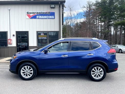 Used 2017 Nissan Rogue SV image 7