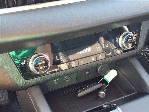 Used 2024 Mitsubishi Outlander Ralliart image 14