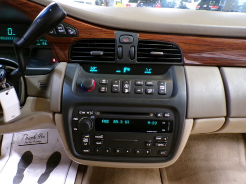 Used 2005 Cadillac De Ville image 16