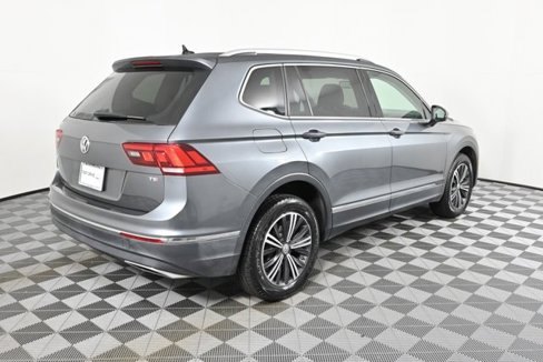 Used 2018 Volkswagen Tiguan SEL image 9