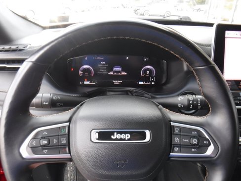 Used 2022 Jeep Compass Limited w/ (RED) Package image 36