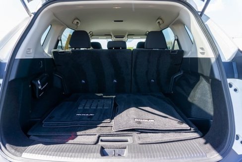 Used 2021 Nissan Rogue SV image 10