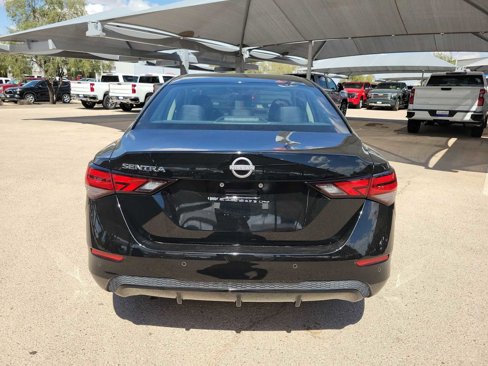 Used 2024 Nissan Sentra S image 5
