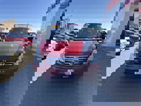 Used 2008 Hyundai Entourage GLS image 5
