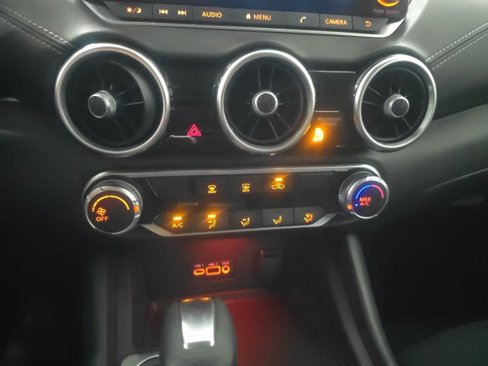 Used 2022 Nissan Sentra SV image 23