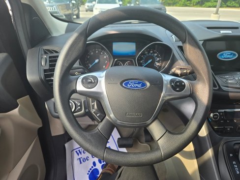 Used 2016 Ford Escape SE w/ Equipment Group 201A image 10