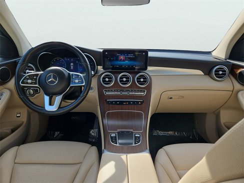Used 2022 Mercedes-Benz GLC 300 4MATIC image 11