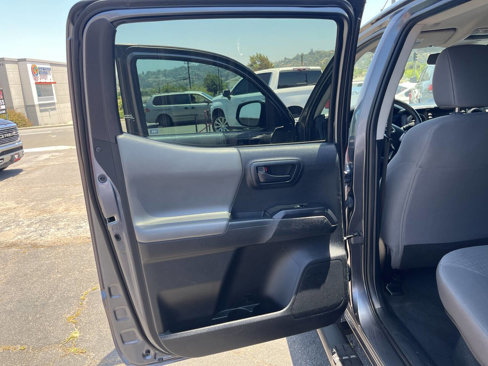 Used 2022 Toyota Tacoma SR image 15