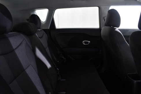 Used 2019 Kia Soul image 19