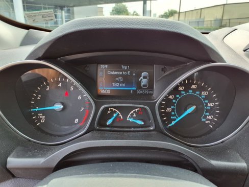 Used 2016 Ford Escape SE w/ SE Chrome Package image 13
