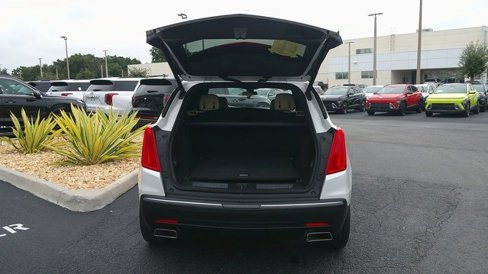 Used 2018 Cadillac XT5 Luxury w/ Driver Awareness Package image 25