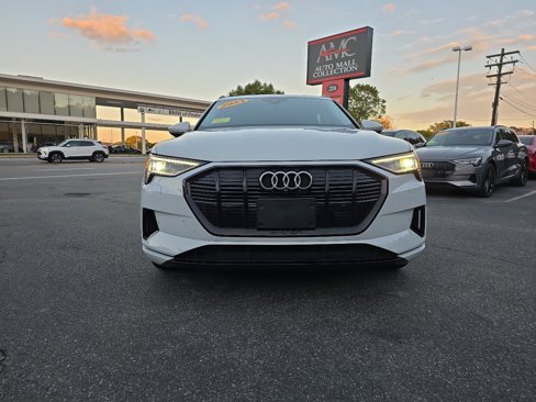 Used 2021 Audi e-tron Premium w/ Convenience Plus Package image 13