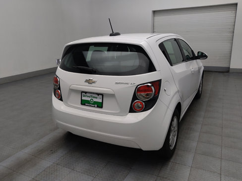 Used 2016 Chevrolet Sonic LT image 9