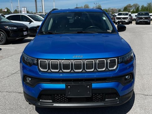 Used 2022 Jeep Compass Latitude image 9