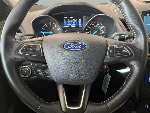Used 2018 Ford Escape SE w/ SE Sport Appearance Package image 18
