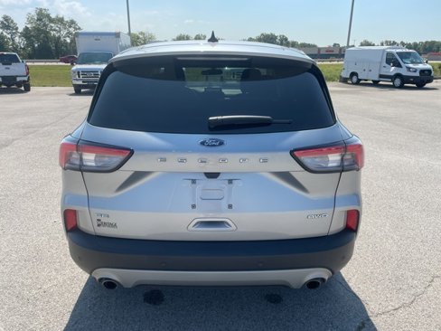Used 2022 Ford Escape SE w/ Cold Weather Package image 8