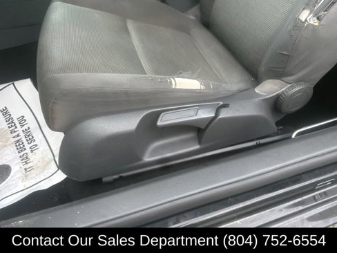 Used 2008 Volkswagen Rabbit S image 13