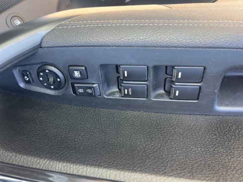 Used 2012 Kia Sorento EX w/ EX V6 Premium Pkg image 18