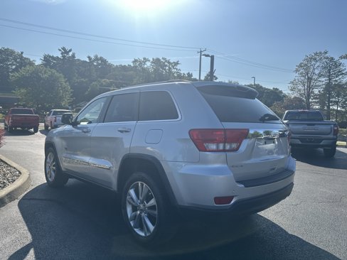 Used 2011 Jeep Grand Cherokee 70th Anniversary image 7