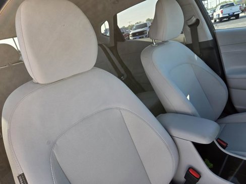 Used 2024 Hyundai Kona SEL w/ Convenience Package image 35