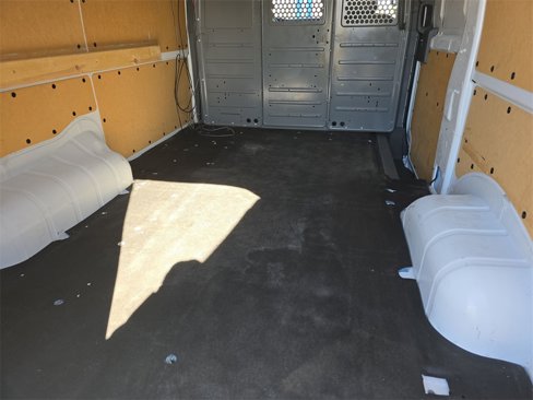 Used 2020 Nissan NV 2500 SV image 23