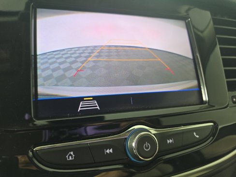 Used 2021 Buick Encore Preferred image 18