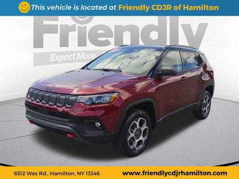 Used 2022 Jeep Compass Trailhawk image 1