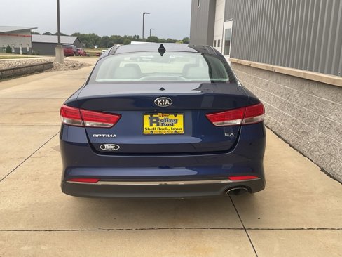 Used 2016 Kia Optima EX w/ Premium Package image 5