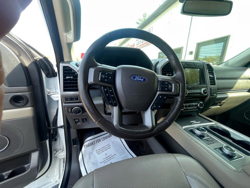 Used 2018 Ford Expedition Max XLT w/ Equipment Group 202A image 15