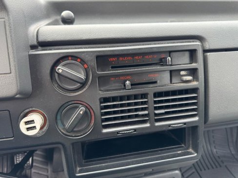Used 1989 MAZDA B-Series Pickup 2WD Cab Plus B2200 image 18