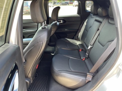 Used 2024 Jeep Compass Trailhawk w/ Trailhawk Elite Group image 10